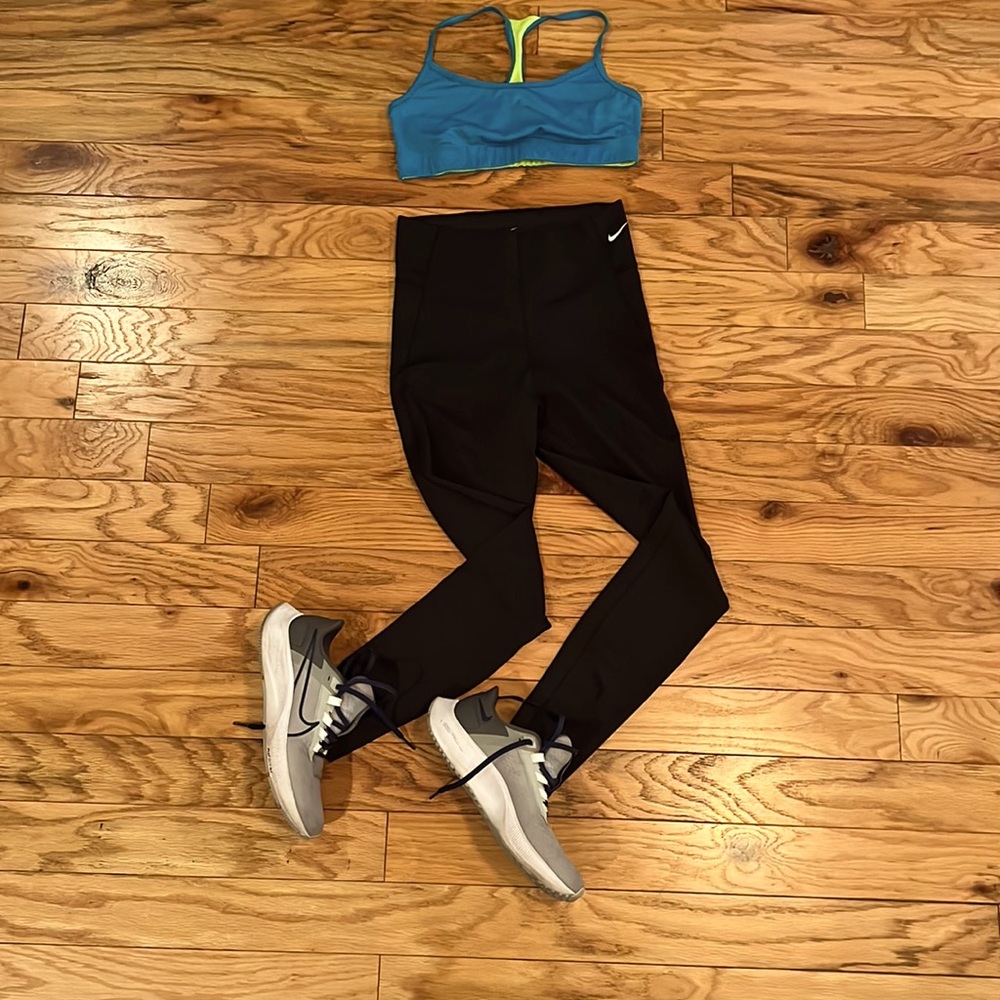NIKE ultra high waist DRI FIT leggings